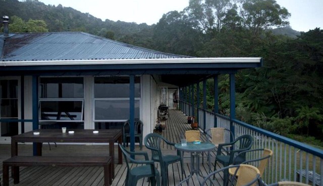 Excellent Retreat with Spacious Balcony near Whanganui, New Zealand