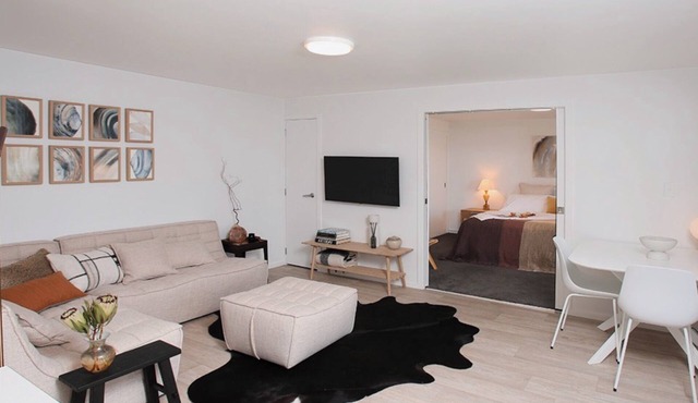 Garden apartment Self-contained luxury just 5 mins walk to Village! in Matakana