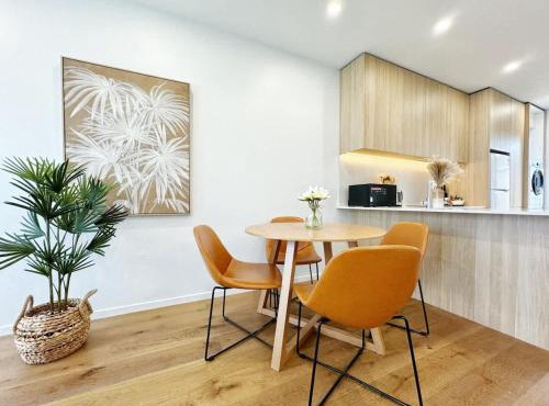 Garden Gem 2 BDR & 1 Study Townhouse Near City Center in Auckland