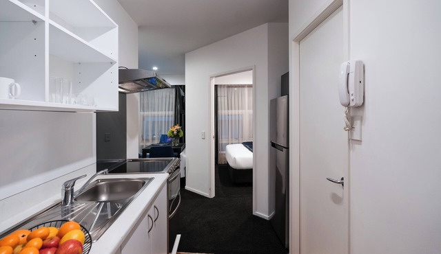 Gilmer Apartment Hotel