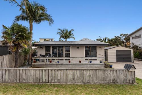 Glenhaven Hideaway - Ohope Beach Holiday Home in Ohope