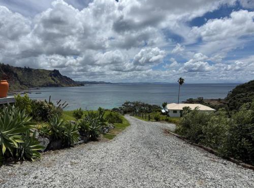 Goat-Island Beach front get-away in Auckland