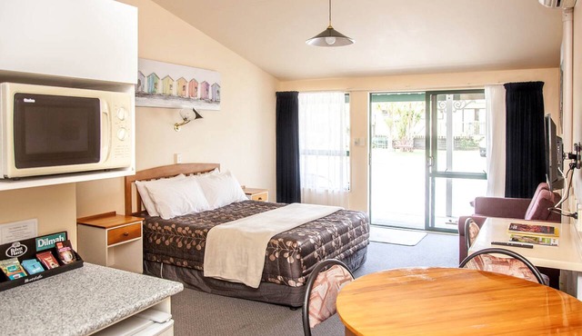 Goldmine Motel