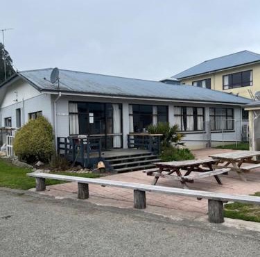 Green Hayes Estate Rentals - R6 Magnolia House in Temuka