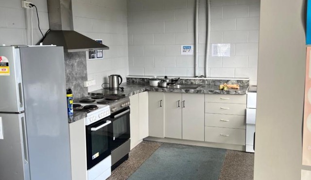Green Hayes Estate Rentals - R 2 Magnolia House in Temuka