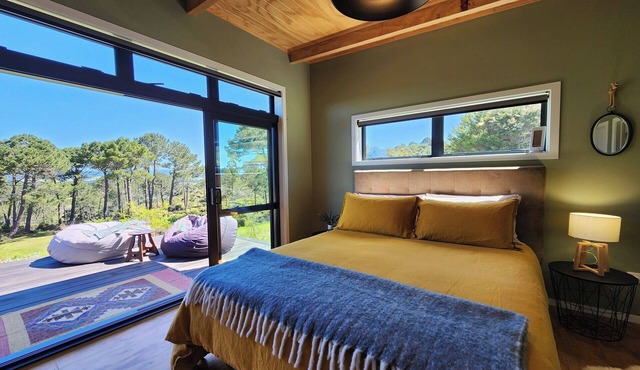 Hahei Hideout Retreat - private and surrounded by bush. Pond and small orchard