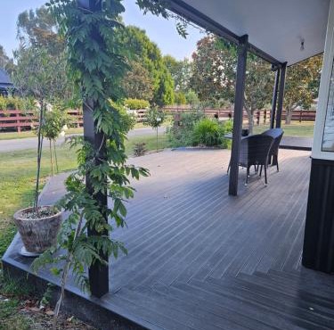 Hamilton 3 bedroom country home 4m from city in Hamilton