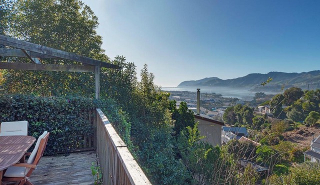 Haven View Cottage in Nelson