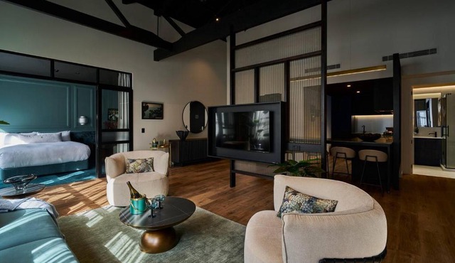 Heritage Penthouse Suite in the Heart of Auckland