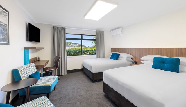 JetPark Hotel Hamilton Airport