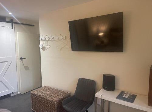 Kaiapoi Village Deluxe Room with En-Suite Bathroom in Kaiapoi