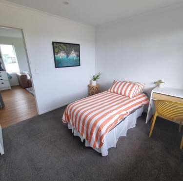 Karaka Modern 1 bedroom unit
