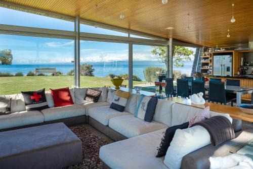 Kina Retreat - Tasman Luxury Estate in Tasman