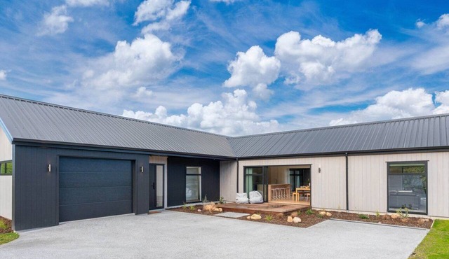 Kinloch Retreat in Kinloch