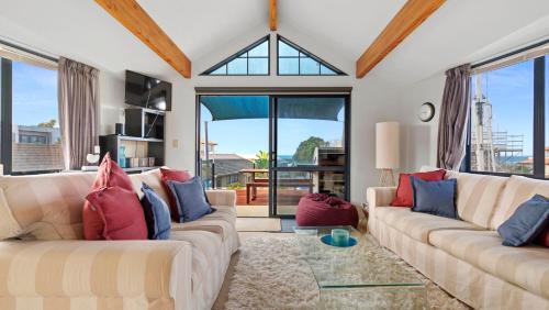 La Maison Ocean - Mount Maunganui Holiday Home in Tauranga