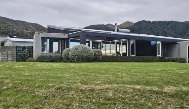Ligar Bay Coastal Stay in Takaka
