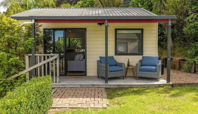 Little O Hideaway — Walk to the Beach