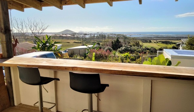 Luxury Beach Bach Karikari