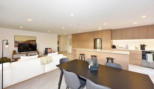 Luxury Central City Sub Penthouse in Christchurch