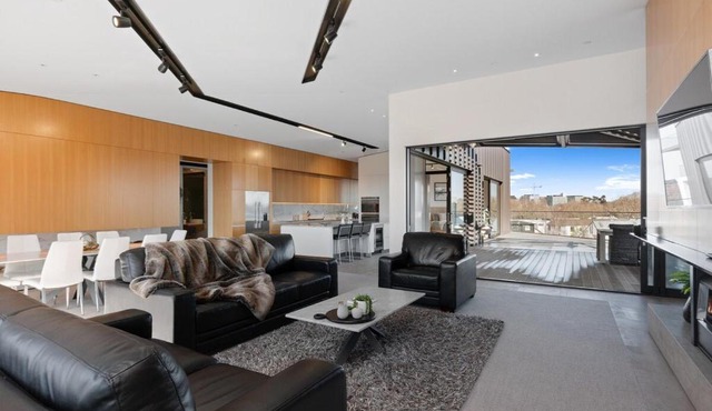 Luxury Penthouse in the City in Christchurch