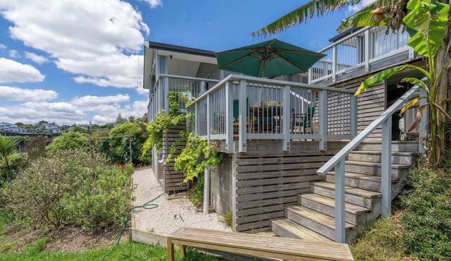 🥭 Mango Manor: Relaxing, private group getaway in Raglan