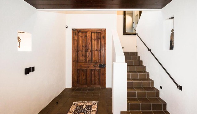 Matakana Estate Lodge with Indoor Pool