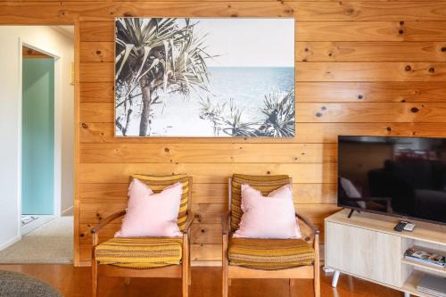 Moa Cottage - Central Oneroa Village