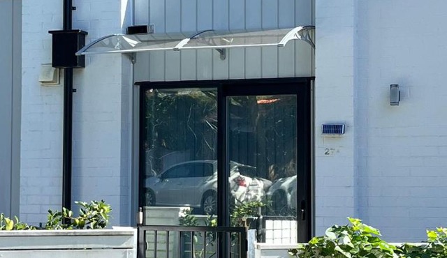 Modern Private Studio Auckland-Private Entrance-Free Parking-Near CBD