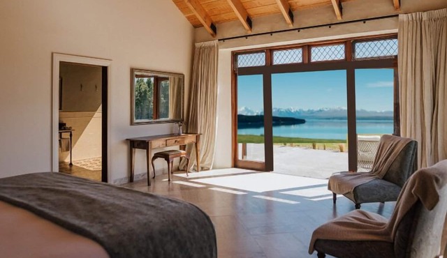 Mt Cook Lakeside Retreat in Ben Ohau