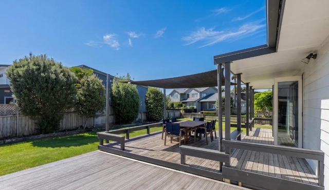 Nest by the Beach - Cooks Beach Holiday Home in Cooks Beach
