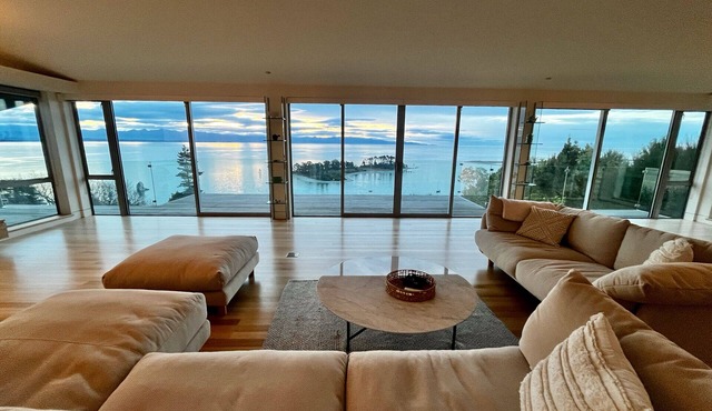 Ocean Horizon in Nelson