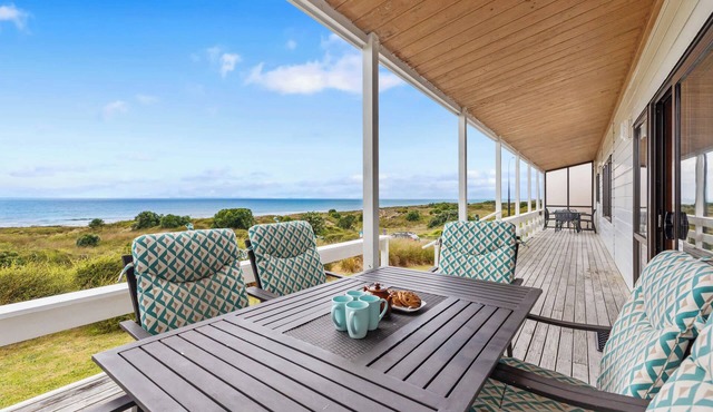 Oceanfront Escape Papamoa