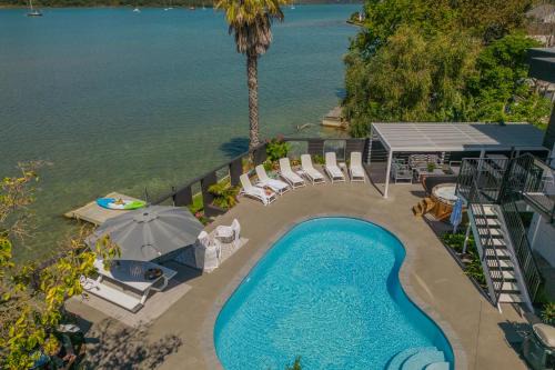 Oceans 88 Whitianga Coastal Suites
