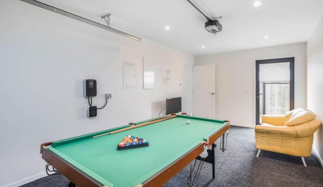 Oliver Oasis Wellington 2BR Retreat in Wellington