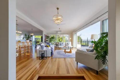Palm Springs by Waiheke Pure in Auckland