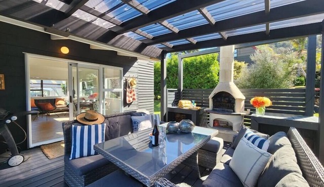 Pet friendly, covered outdoor space, only a short walk from shops and playground