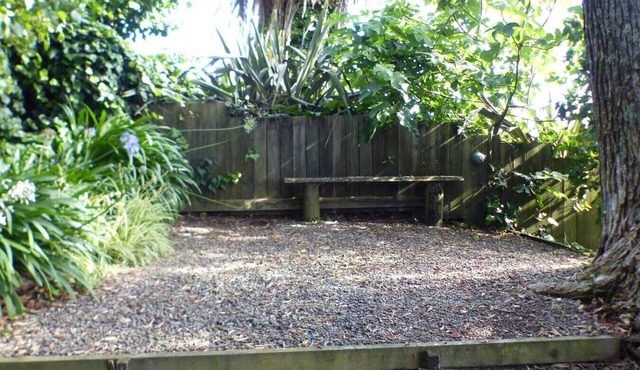 Pohutukawa Rise -Coastal Holiday Home in Waiotahe