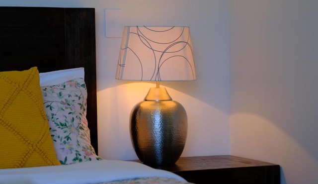 Private Cozy Sleepout with Free Parking & Self Check-in