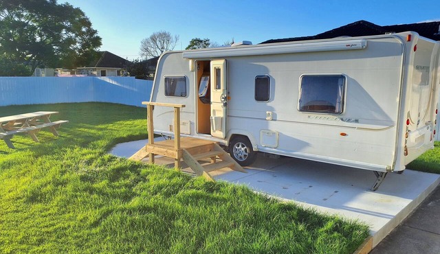 Private Self-Contained Caravan – 250m from Tauranga Hospital in Tauranga