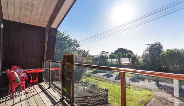 Roberts Retreat - Auckland Holiday Home
