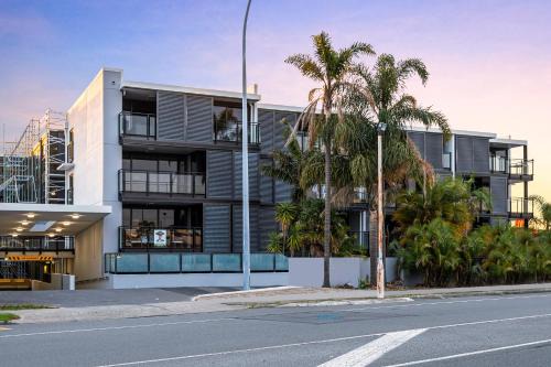 Rooftop Retreat - Mount Maunganui Holiday Home in Tauranga