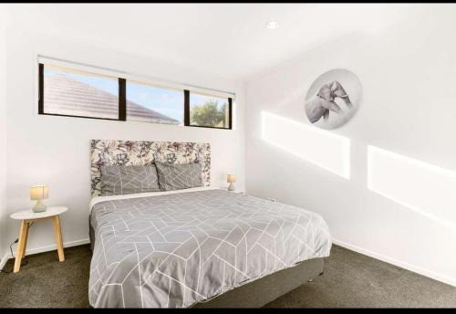 Room available near airport in Auckland