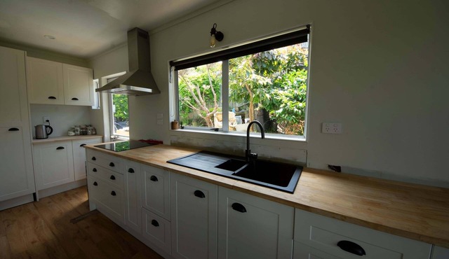 Room to move with a rural feel in Nelson city. in Nelson