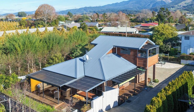 Roy-Al Retreat - Riwaka Holiday Home in Riwaka