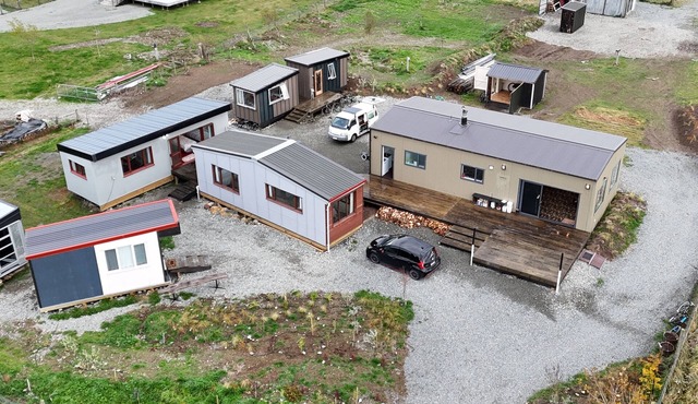 Rural Retreat: Group Bookings, Family Adventures & Work Trips in Lumsden