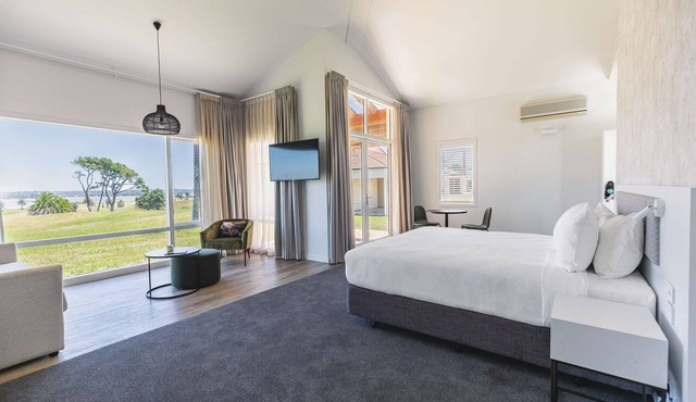 Rydges Formosa Auckland Golf Resort in Auckland