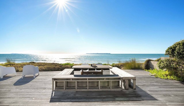 Sandbanks - Papamoa Holiday Home