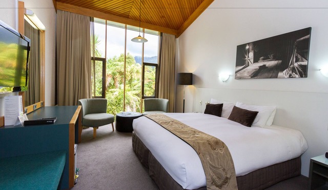 Scenic Hotel Franz Josef Glacier in Franz Josef Glacier