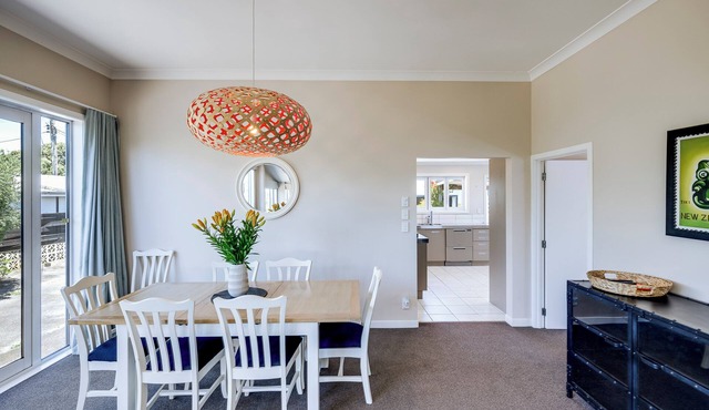 Sea Deck Haven - Hastings Holiday Home