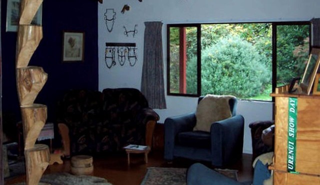 Secluded Vacation Rental a Walk Away from the Beach near Plymouth, New Zealand